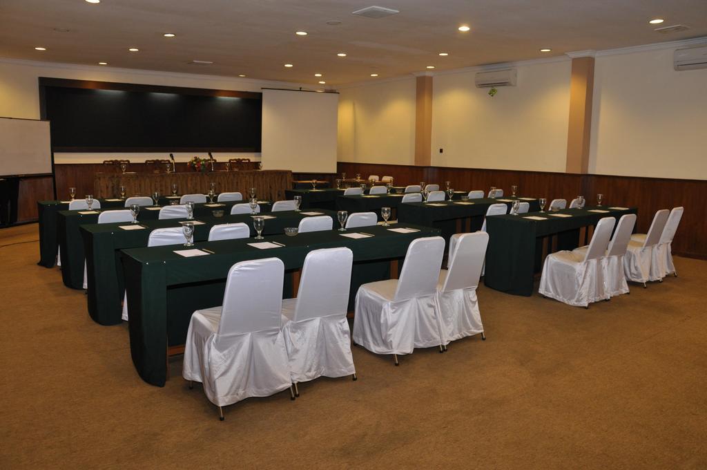 Hotel Wisanti Yogyakarta Luaran gambar